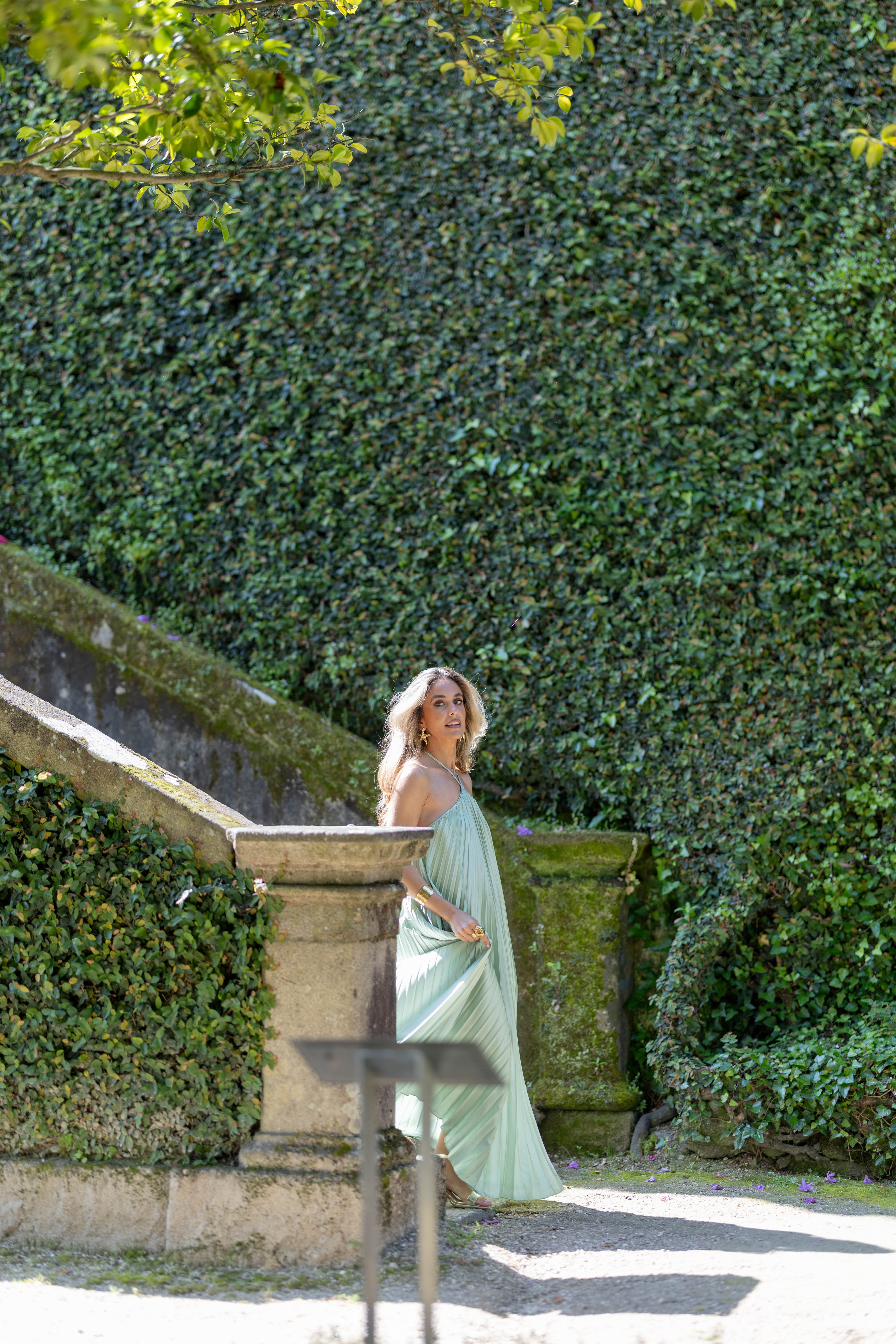 VESTIDO CARMINHO
