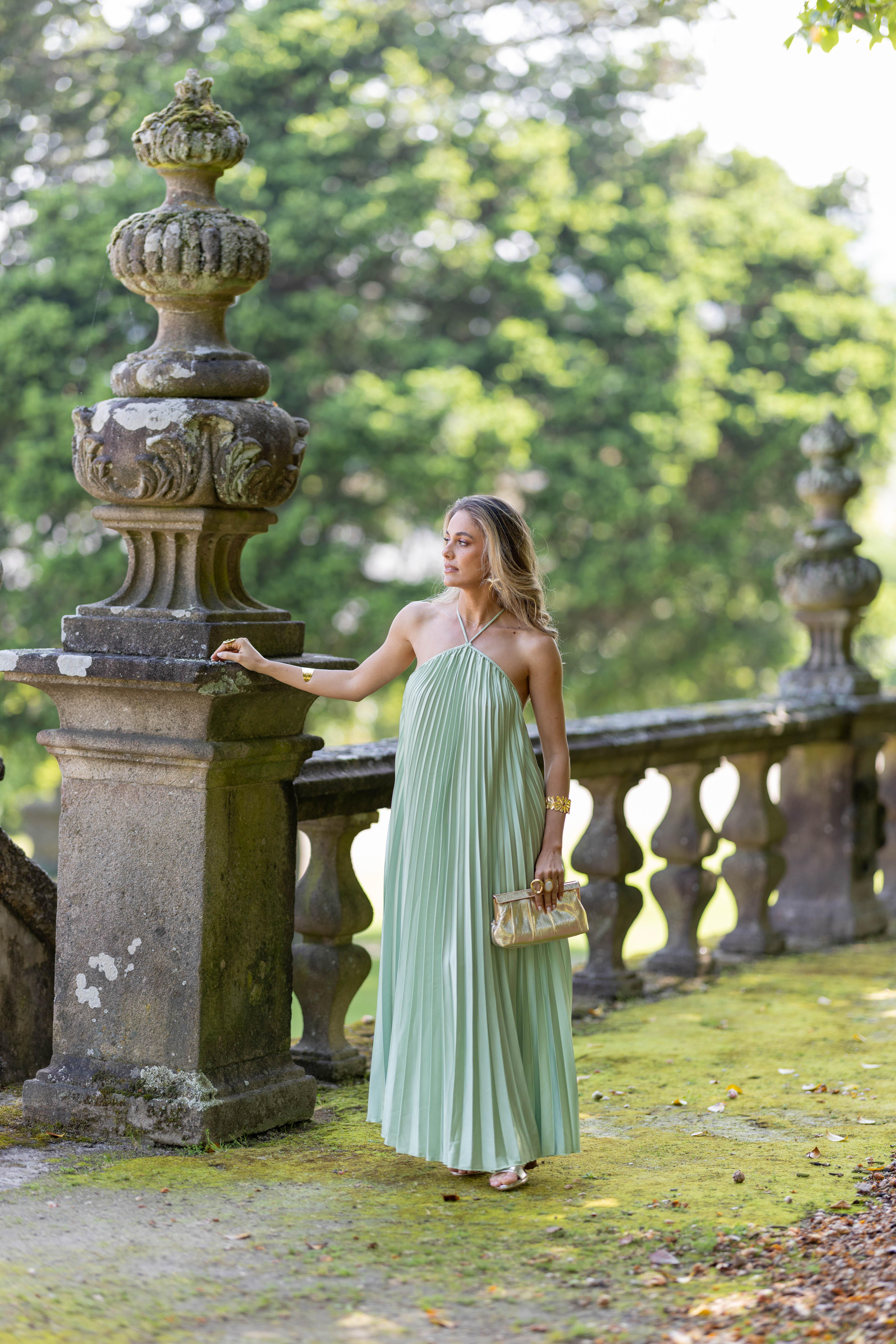 VESTIDO CARMINHO