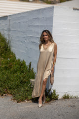 VESTIDO COLÔNIA