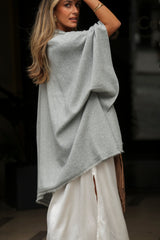 PONCHO LUCRÉCIA
