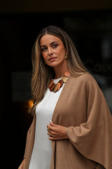 PONCHO LUCRÉCIA
