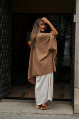 PONCHO LUCRÉCIA