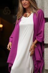 PONCHO LUCRÉCIA