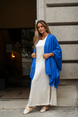 PONCHO LUCRÉCIA