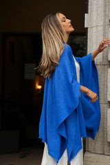 PONCHO LUCRÉCIA