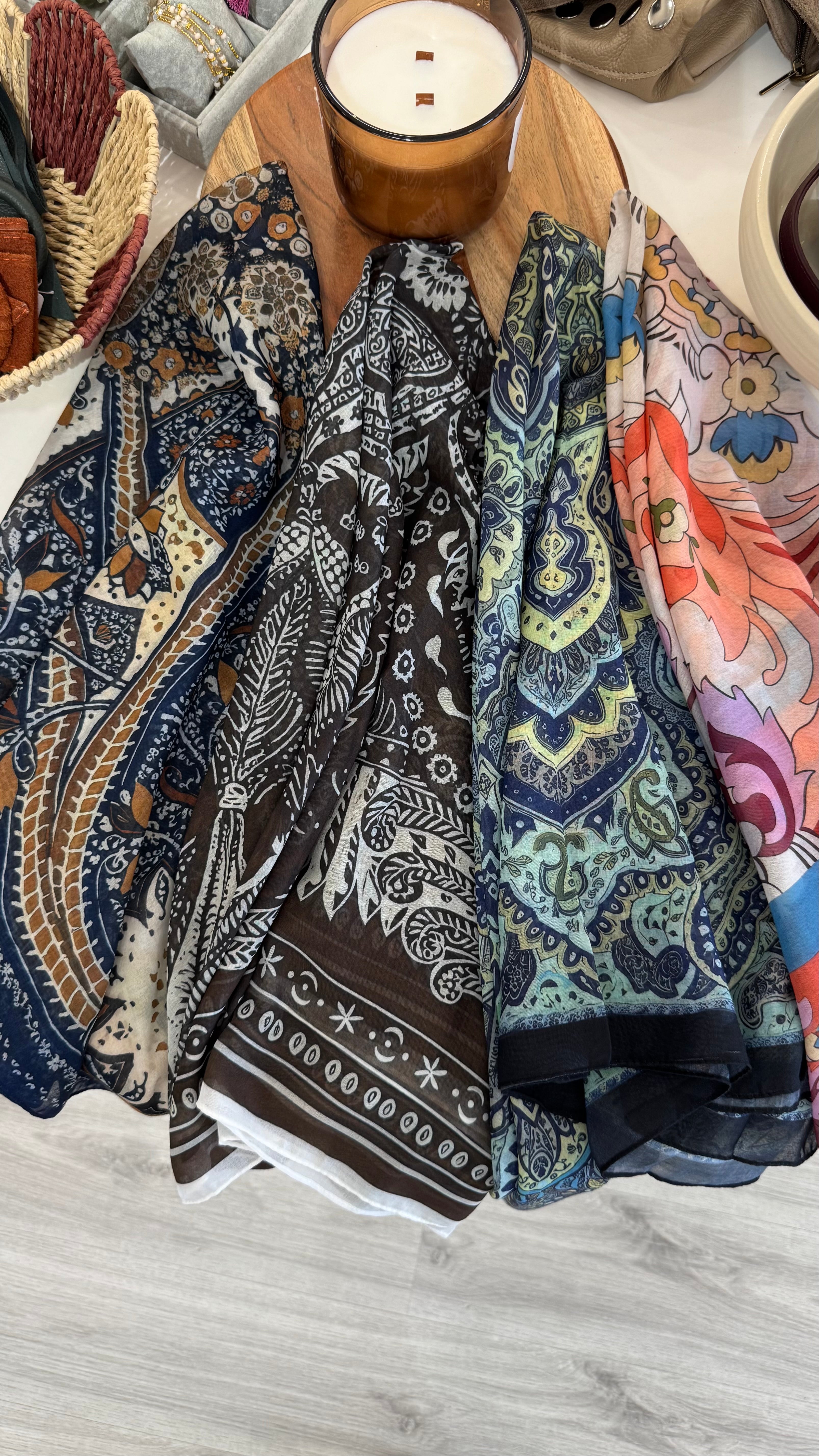 LUPI SCARF