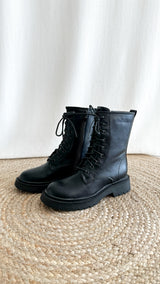 BOTA MILITAR