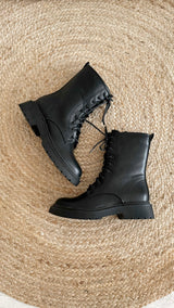 BOTA MILITAR