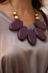 COLAR TERESA BURGUNDY