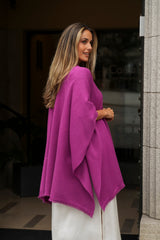 PONCHO LUCRÉCIA