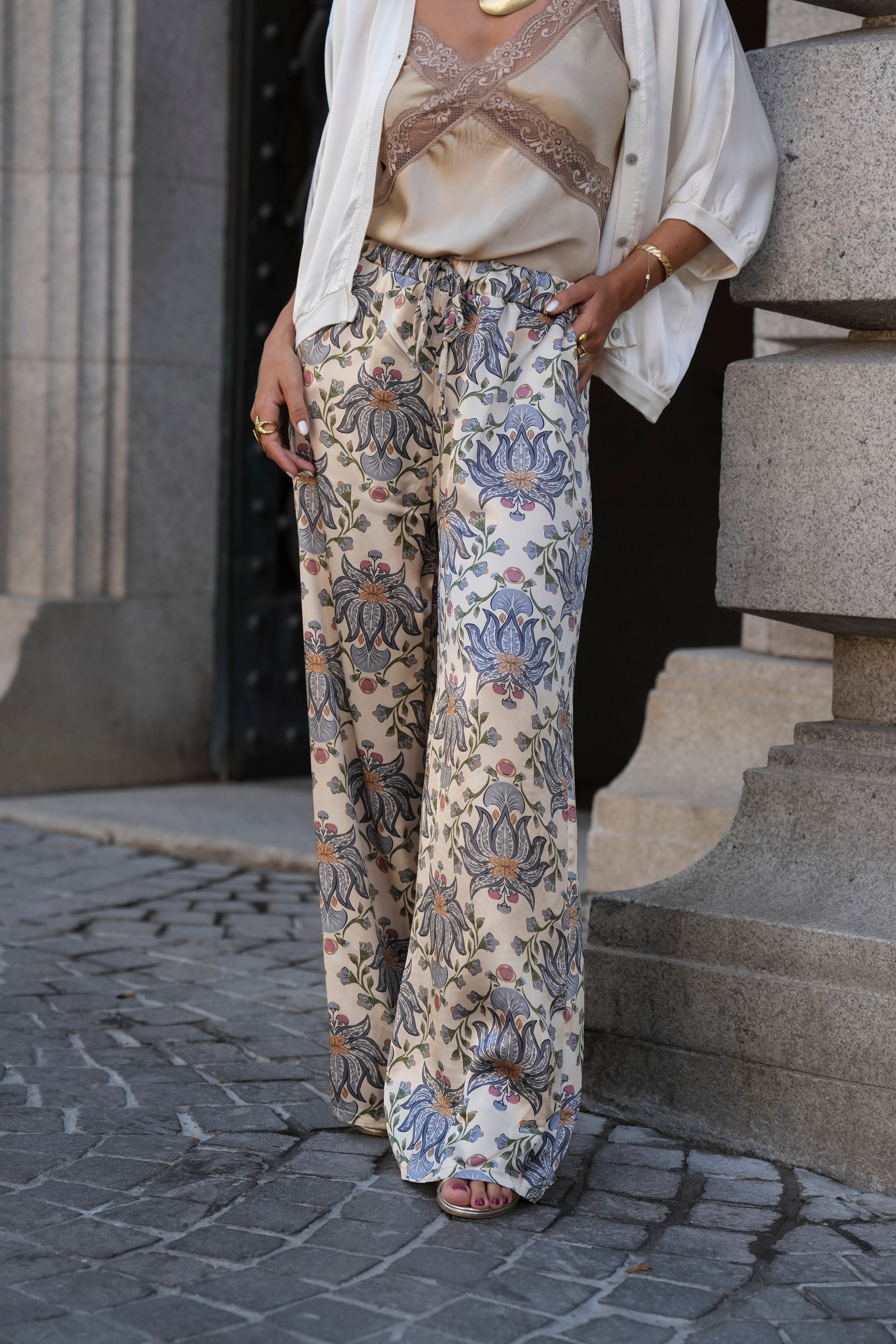 CALÇA EULÁRIA