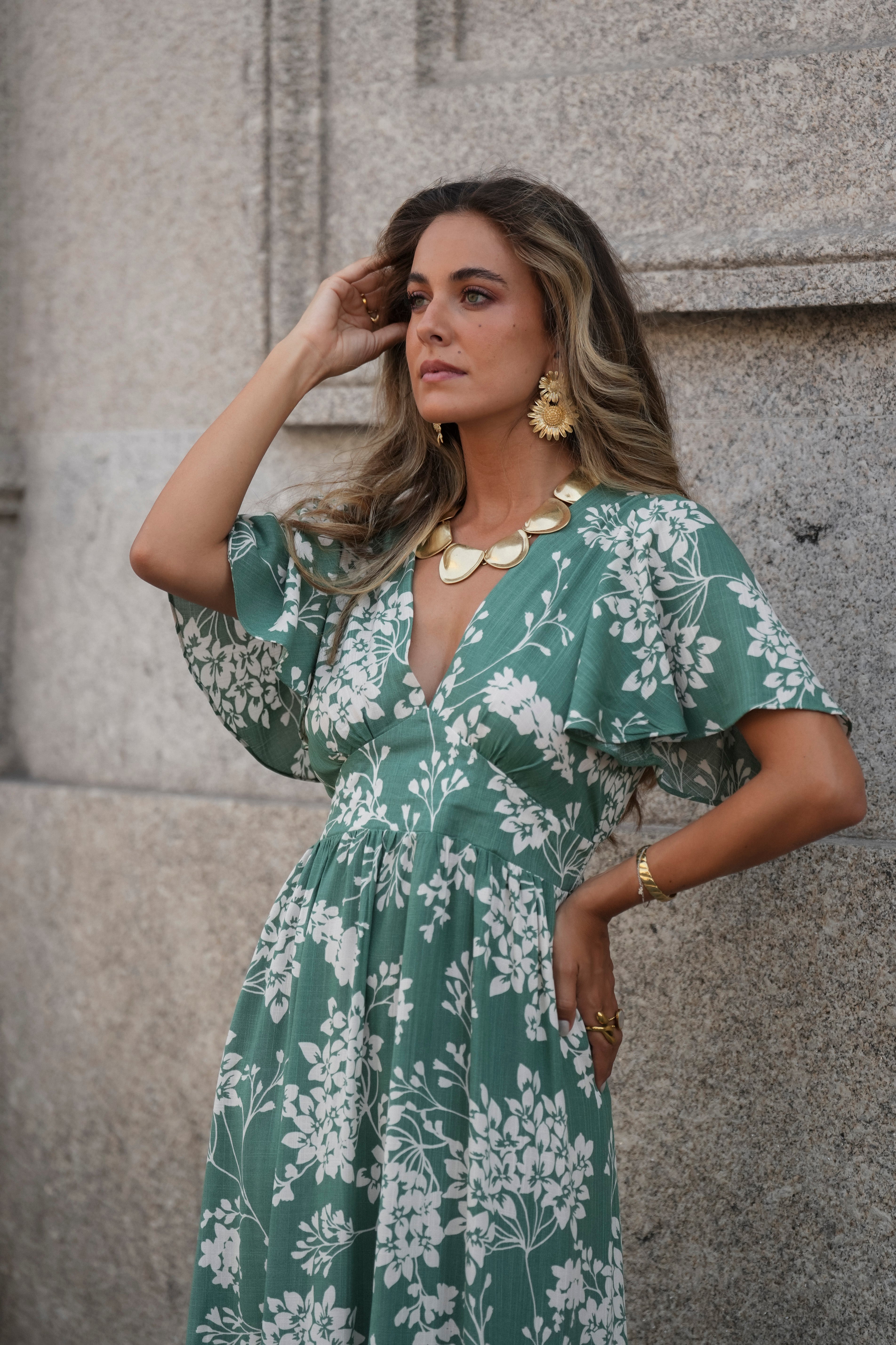 VESTIDO MONTREUX