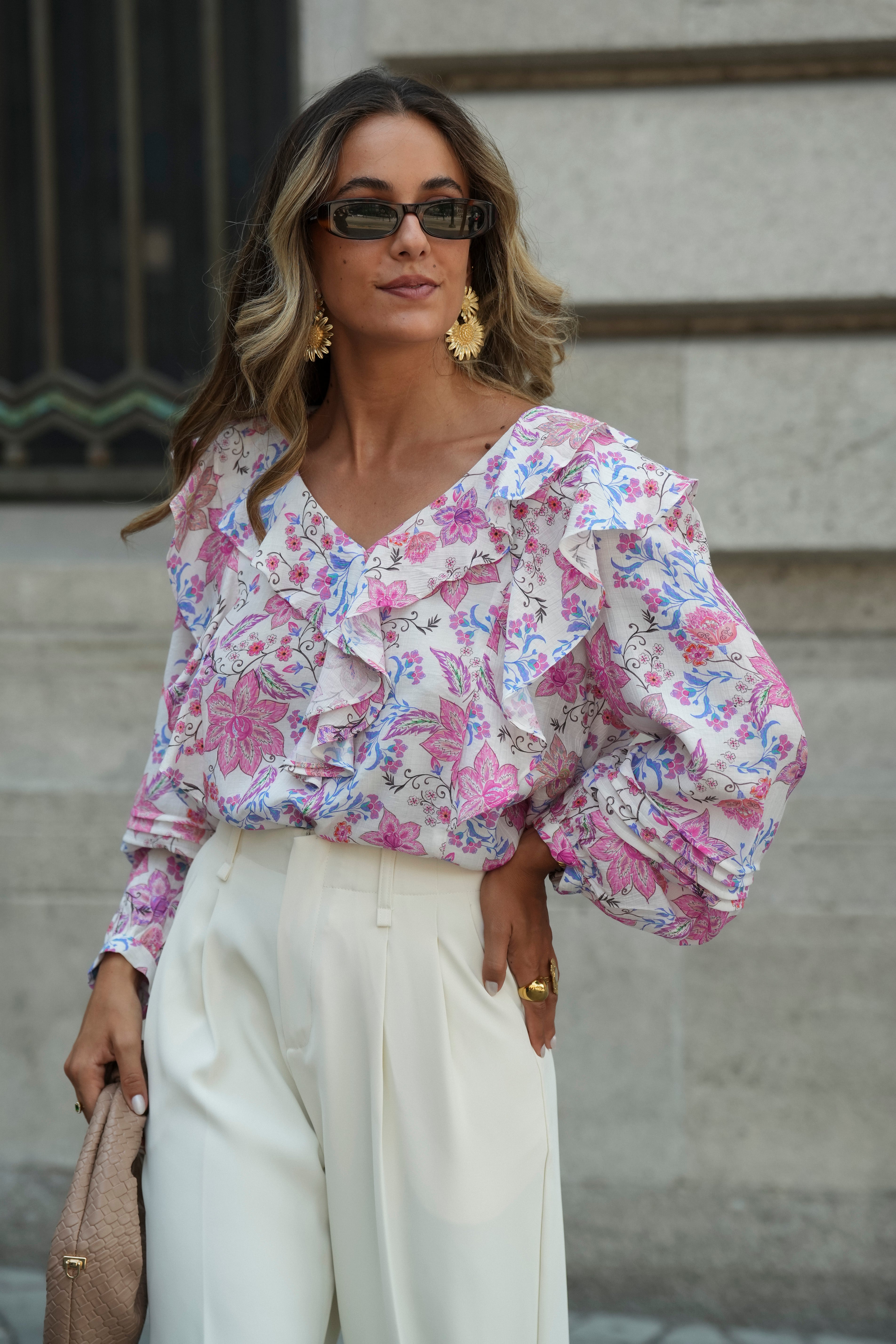 BLUSA LÍRIO
