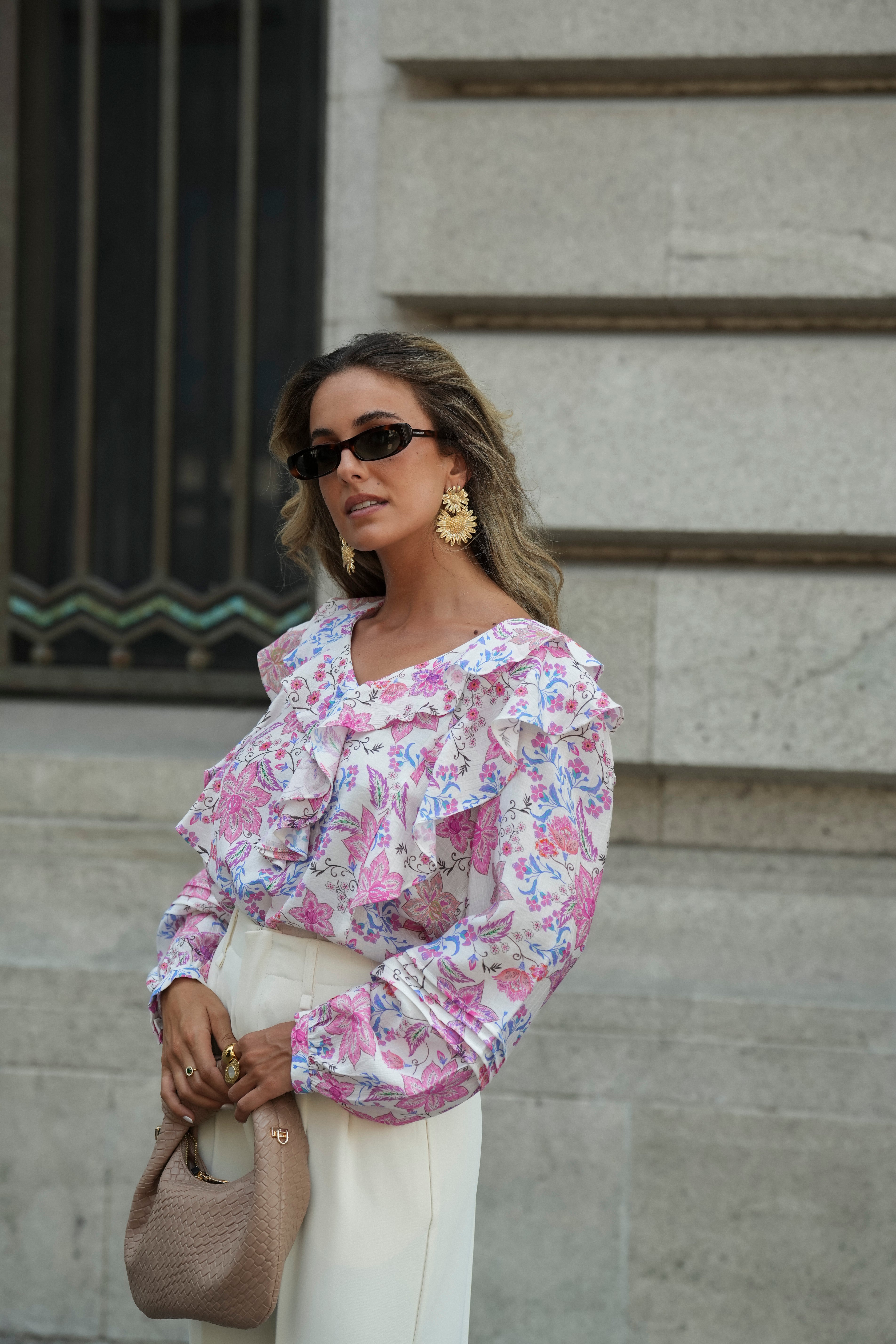 BLUSA LÍRIO