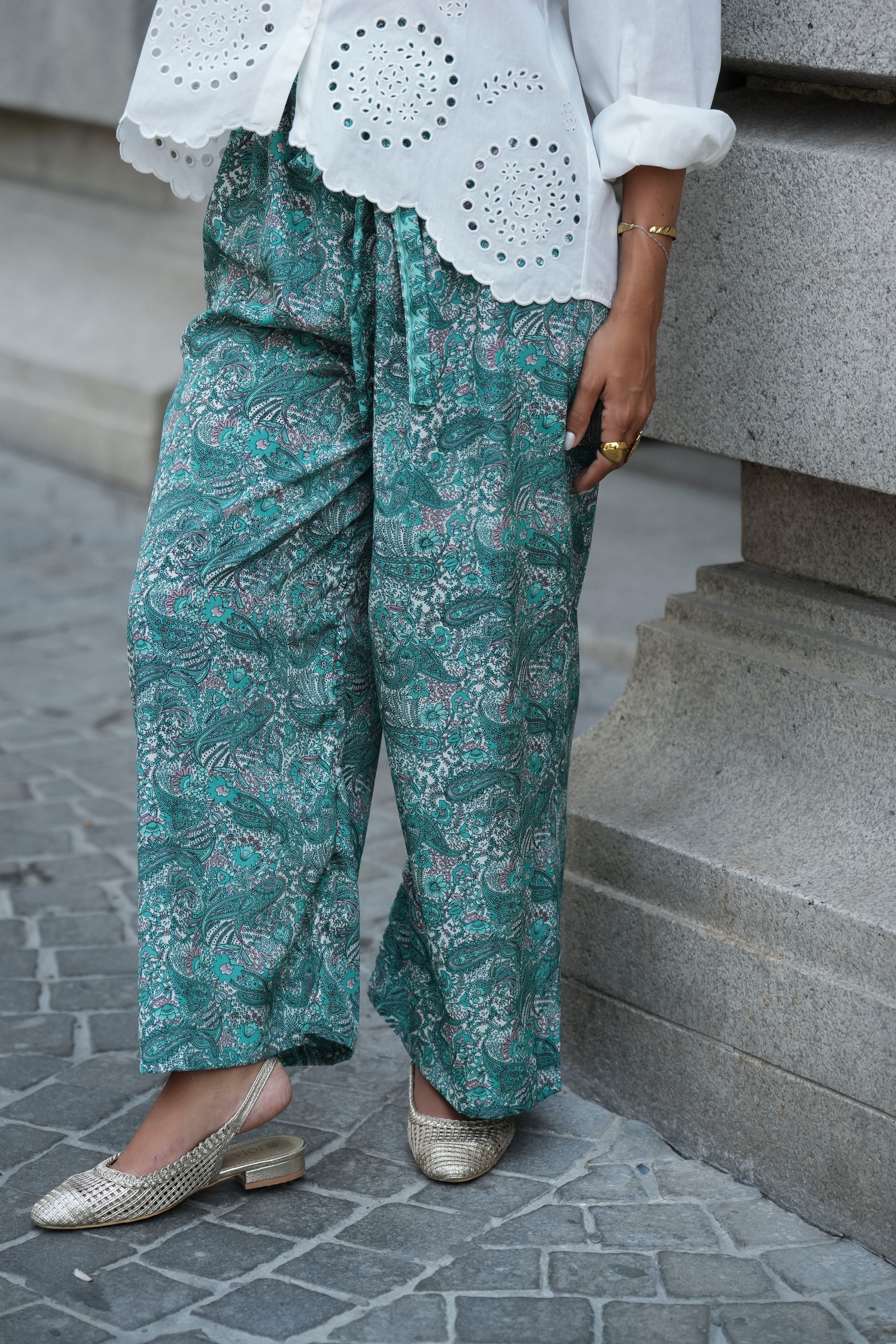 CALÇA URSULA