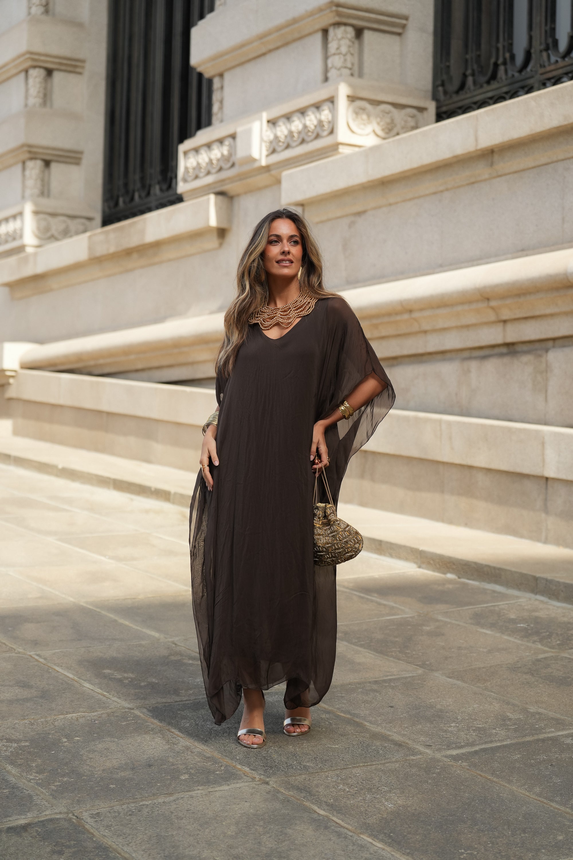 VESTIDO VIOLETA CASTANHO