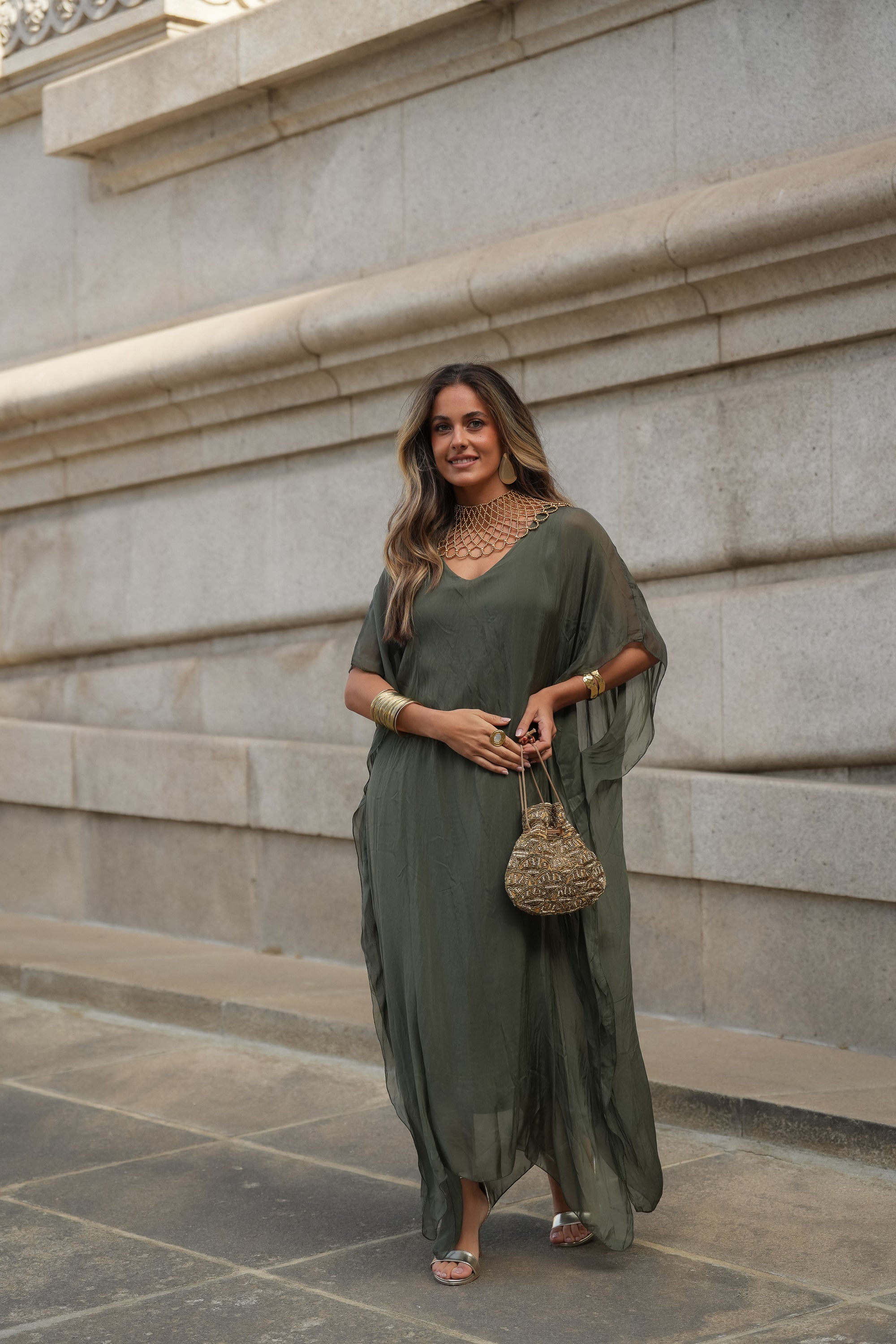 VESTIDO VIOLETA VERDE MILITAR