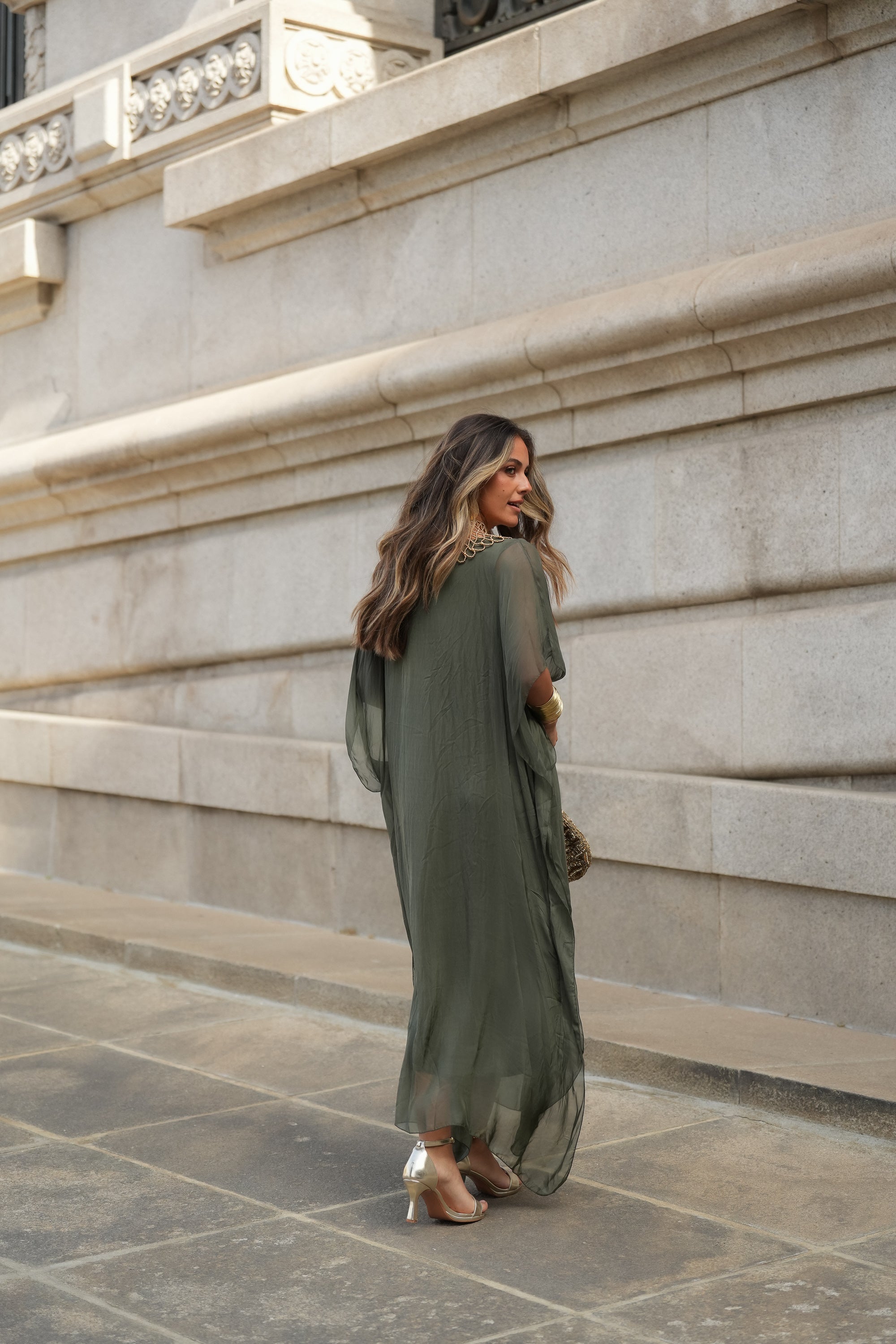 VESTIDO VIOLETA VERDE MILITAR