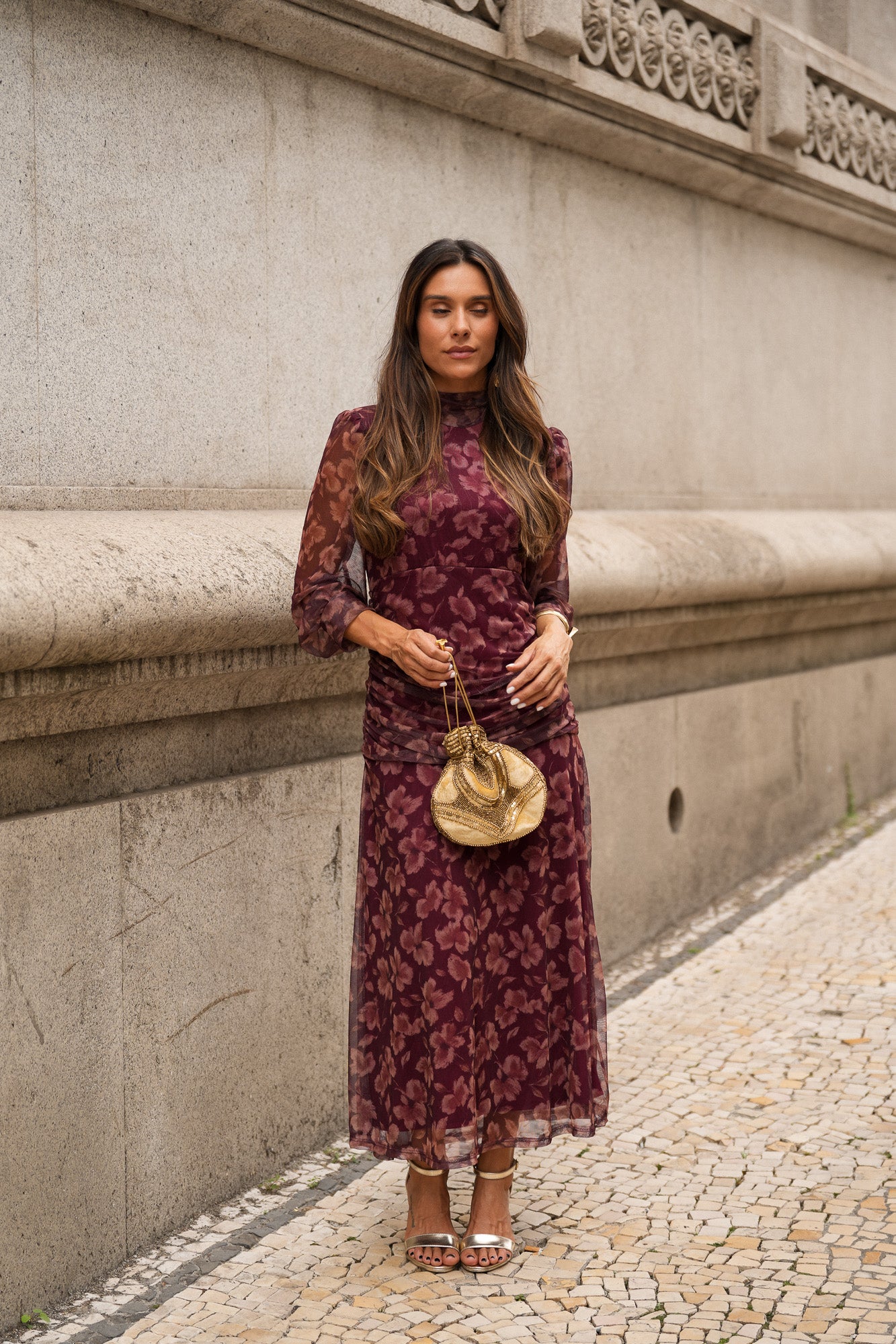 VESTIDO LOUVRE BURGUNDY