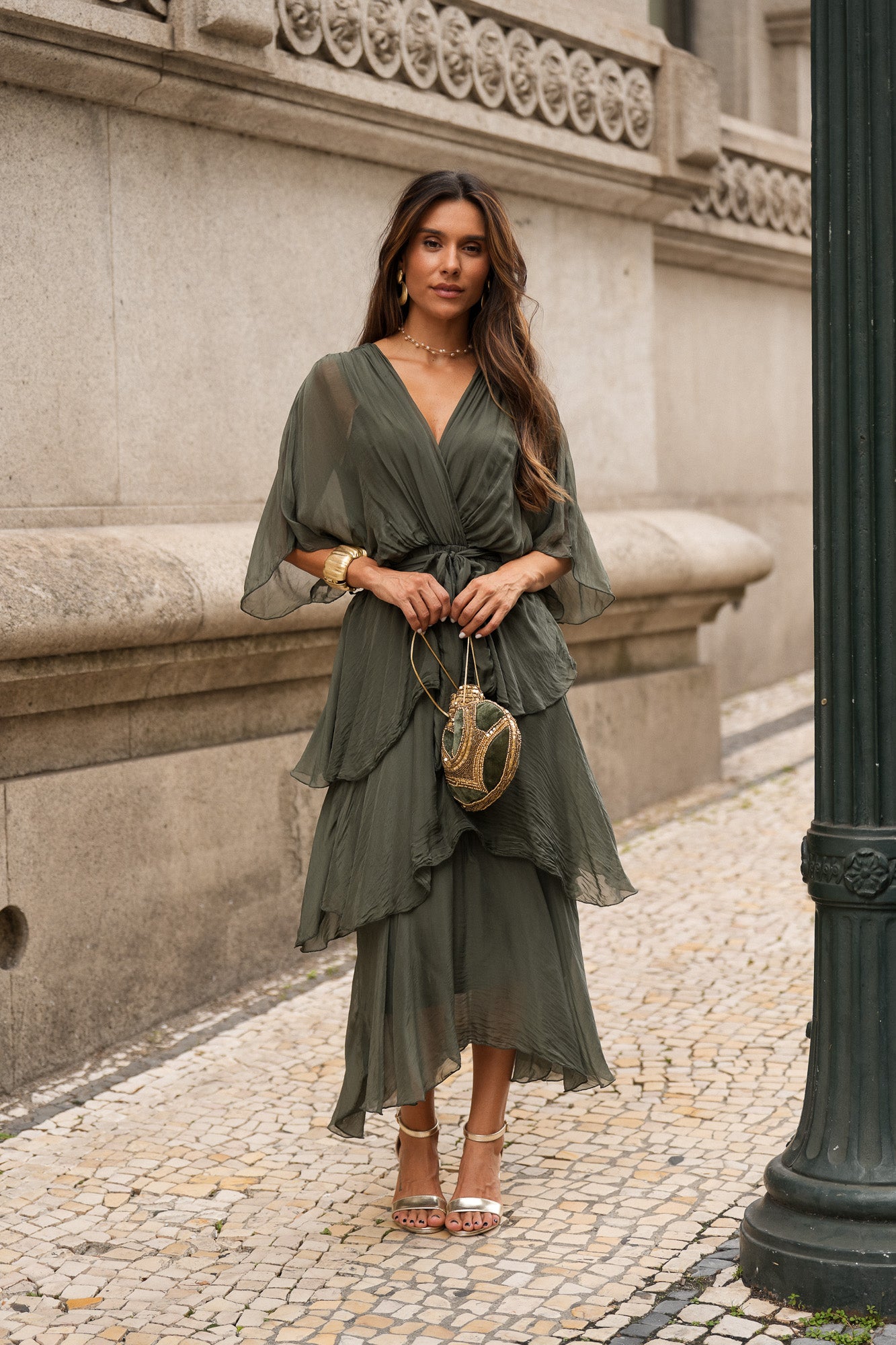 VESTIDO CARLOTA VERDE MILITAR