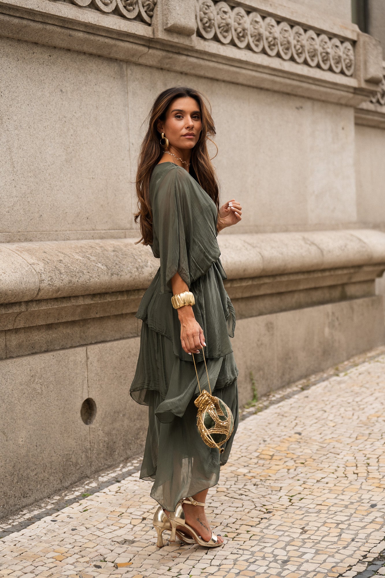 VESTIDO CARLOTA VERDE MILITAR