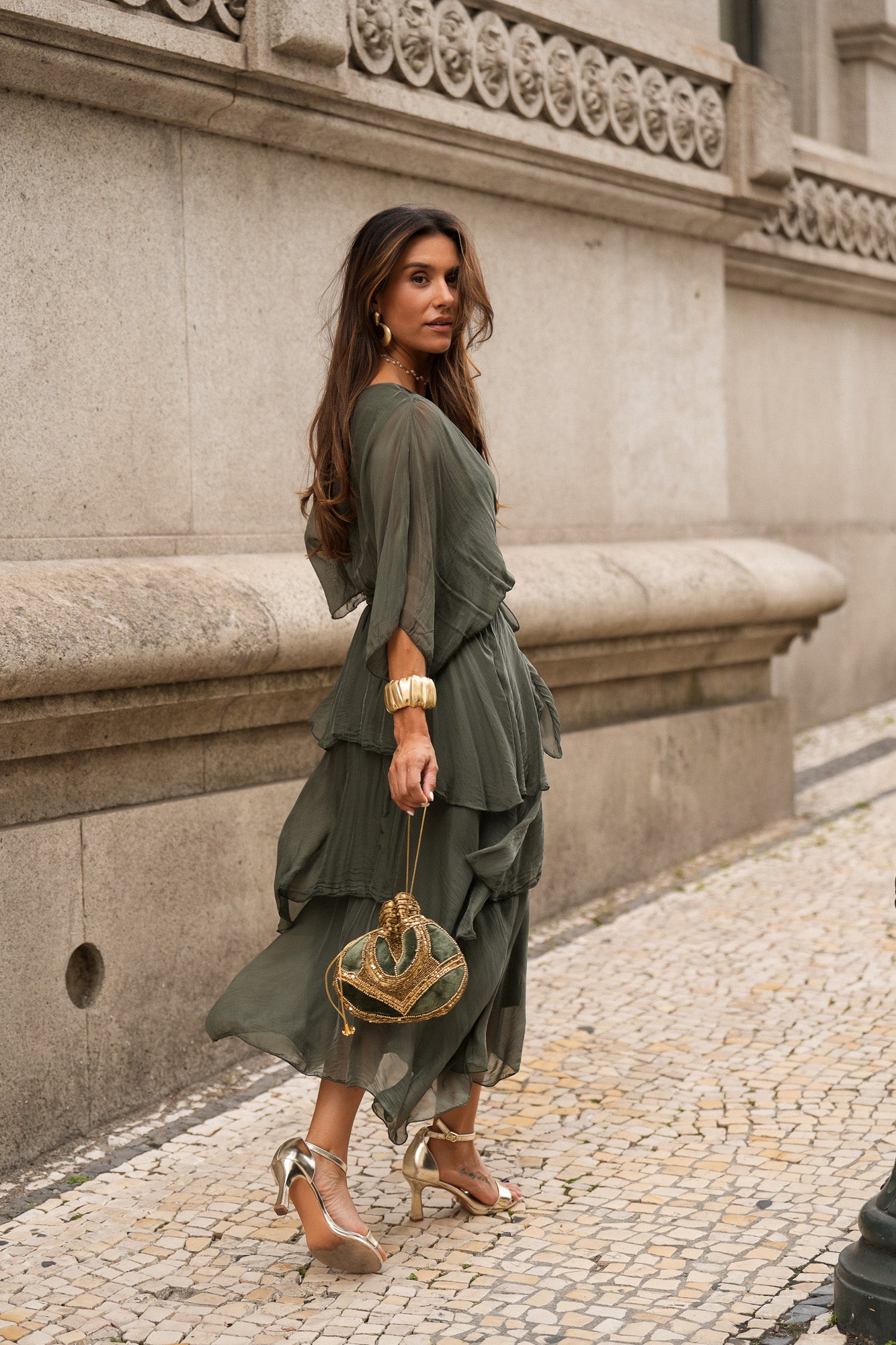 VESTIDO CARLOTA VERDE MILITAR