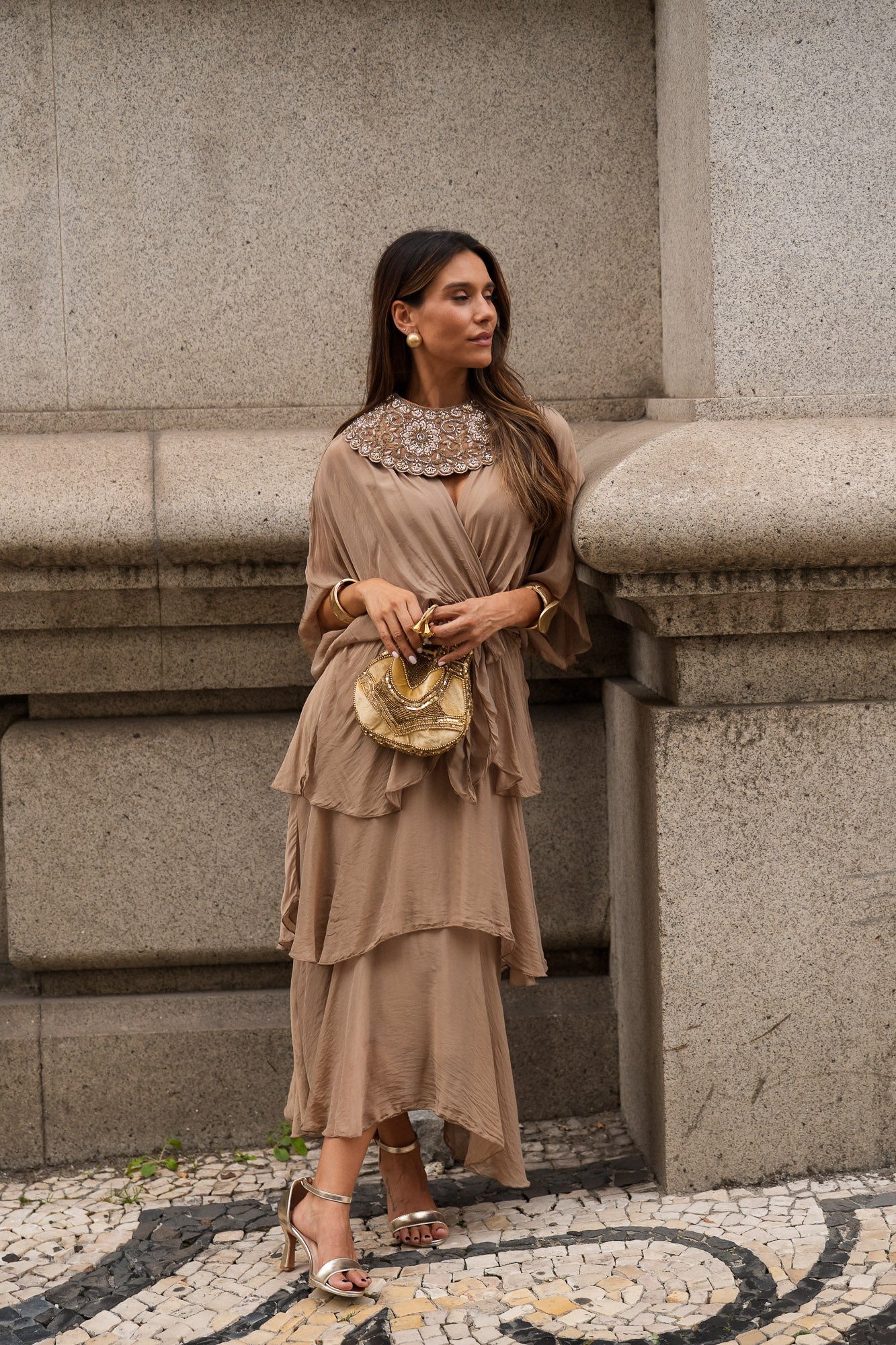 VESTIDO CARLOTA TAUPE