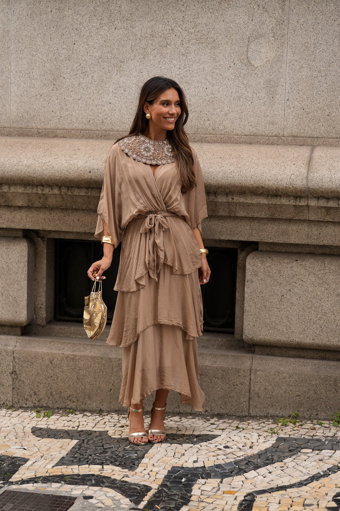 VESTIDO CARLOTA TAUPE