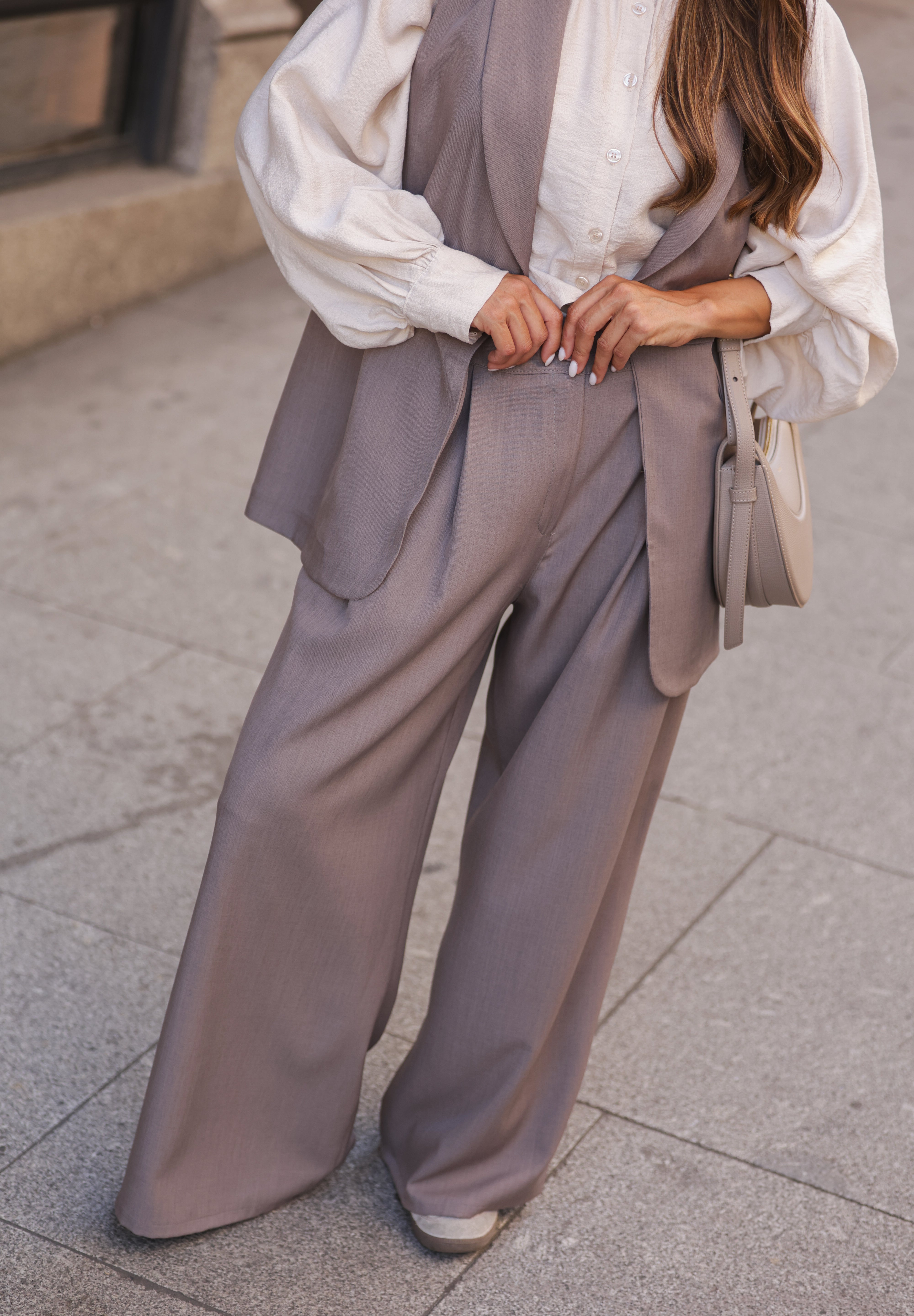 CALÇA CAPRI CINZA