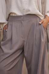 CALÇA CAPRI CINZA