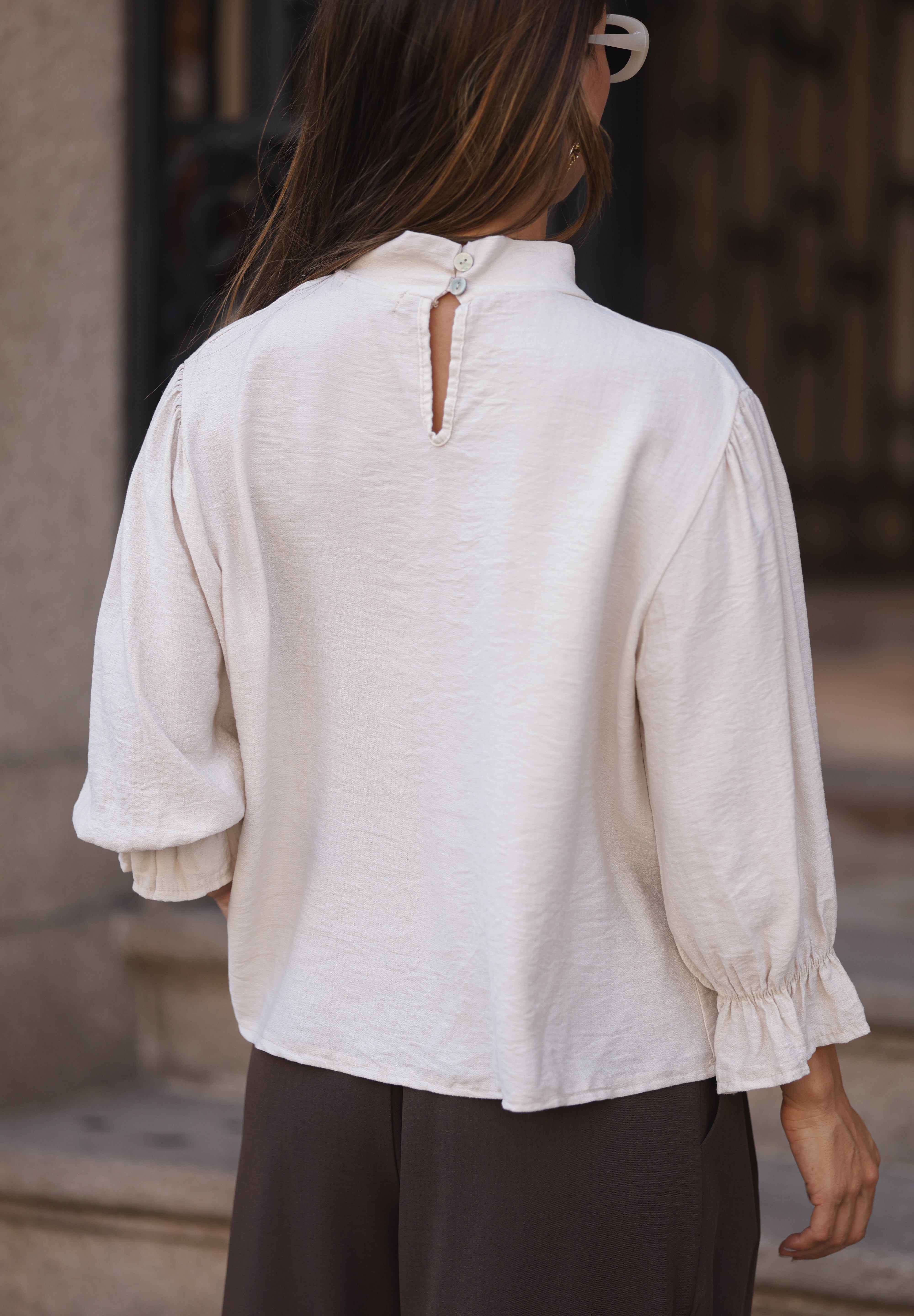 BLUSA PÁDUA BEGE